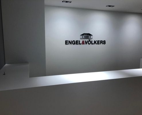 2019 01 16 Maler für Wedel und Hamburg Innenarbeiten Engel Völkers Eingangsbereich